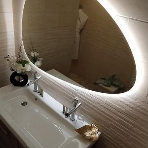 Chambre Lit Queen-Size